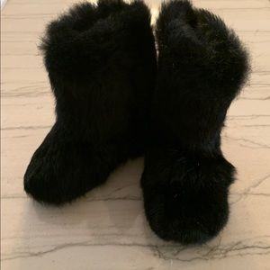 AKID toddler furry boots